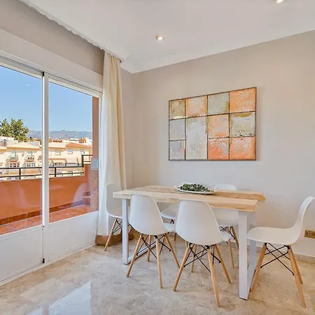 Magnifico Atico De 3 * Фуэнхирола